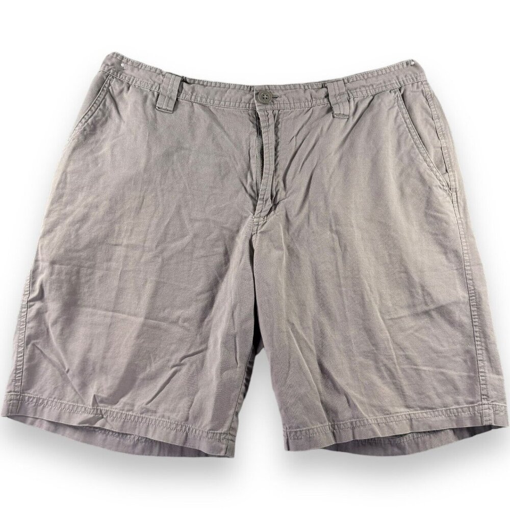Columbia Sportswear Shorts Mens Size 68 Gray Chino, Hiking 10 Inch
